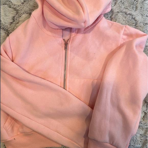 Cropped pink hoodie - Picture 1 of 1